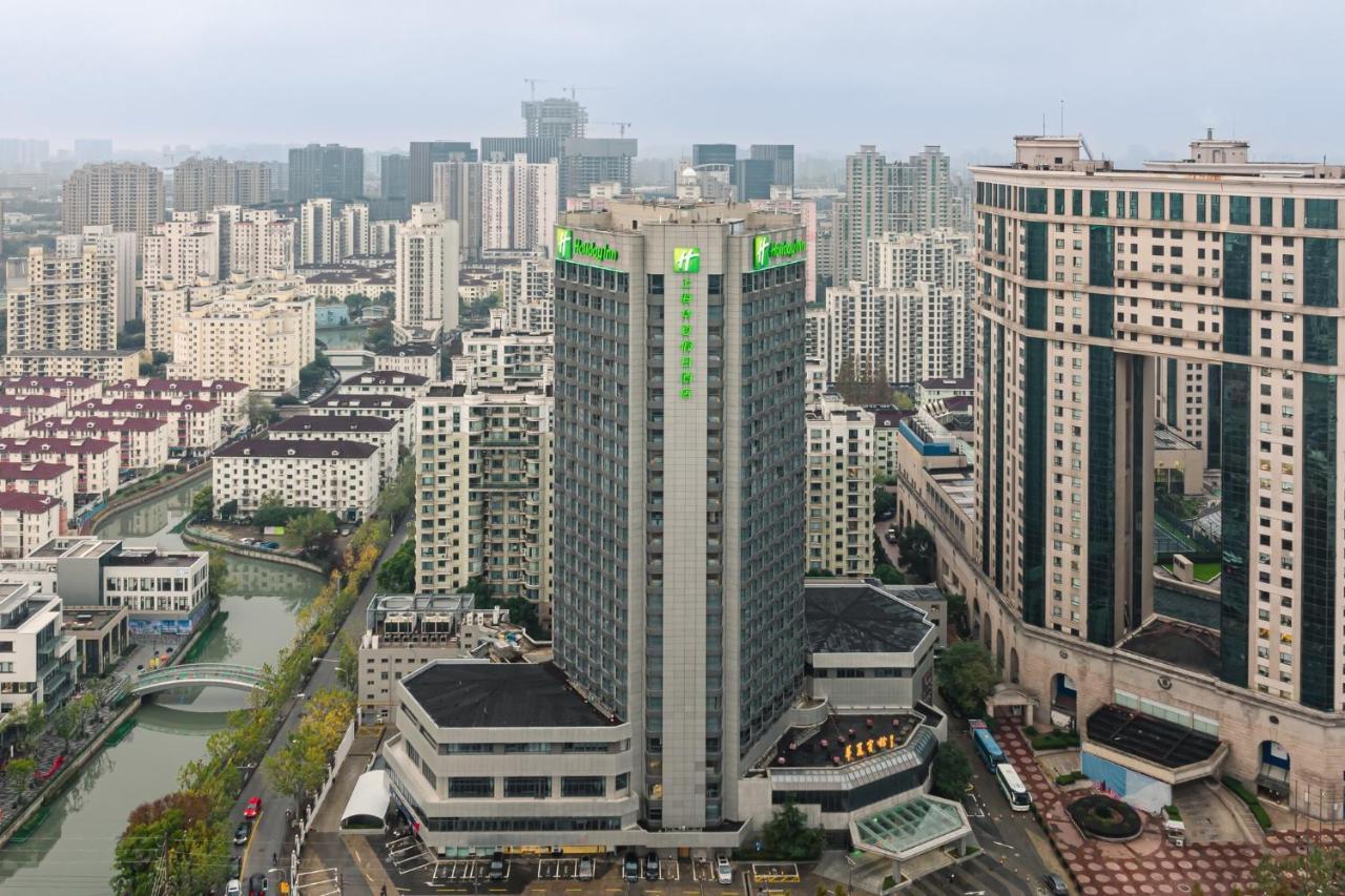 Holiday Inn Shanghai Huaxia By Ihg - Overlooking City Scenery At Sky View Restaurant Exteriér fotografie